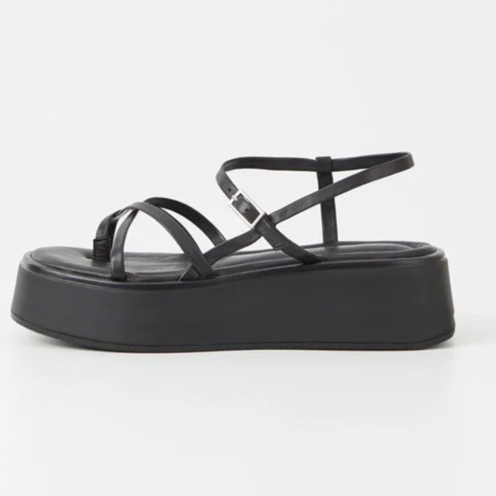 NWOT Vagabond Courtney Sandals Size 36
